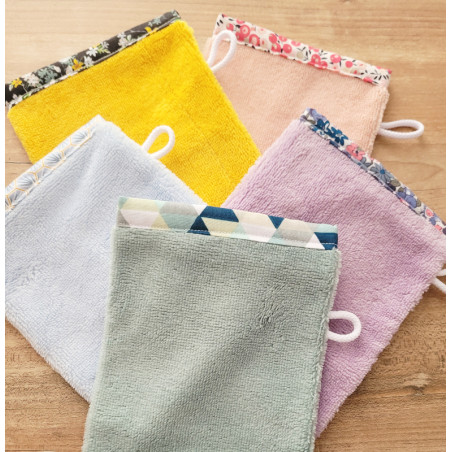 Gant démaquillant lavable